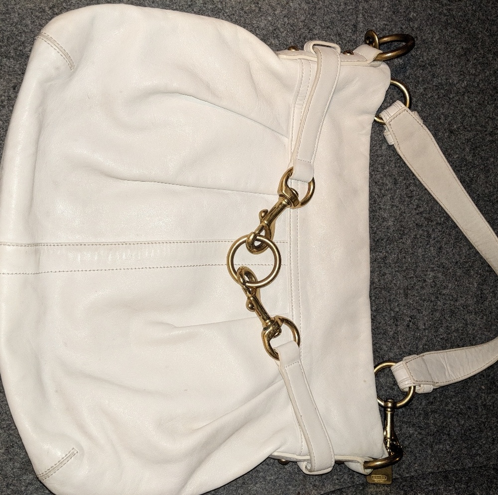 Coach white leather shoulder bag